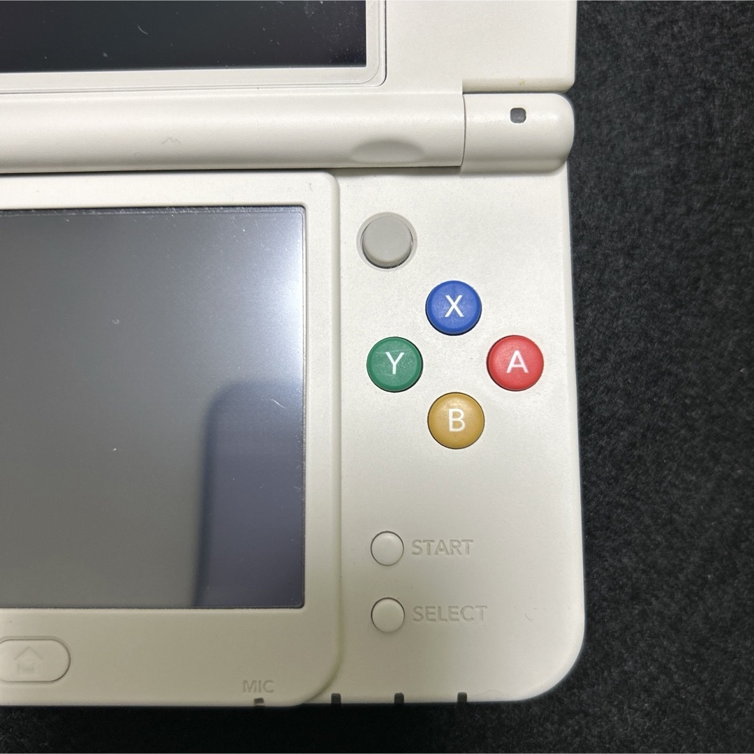 Nintendo 3DS NEW ニンテンドー 本体 ホワイト エンタメ/ホビーのゲームソフト/ゲーム機本体(携帯用ゲーム機本体)の商品写真