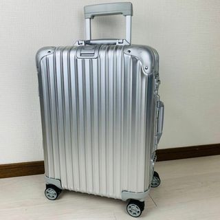 リモワ(RIMOWA)の極美品 リモワ トパーズ 34L 機内持ち込み 4輪 TSAロック キャビン 銀(トラベルバッグ/スーツケース)