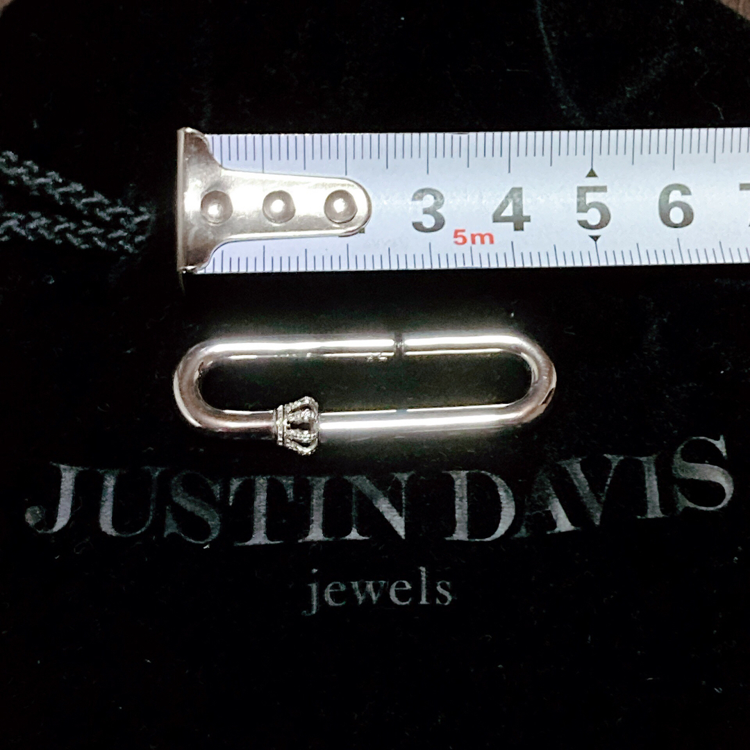 Justin Davis(ジャスティンデイビス)の【他アプリ売約済み】　巾着袋付き　ジャスティンデイビス　SUPERIOR ピアス メンズのアクセサリー(ピアス(片耳用))の商品写真