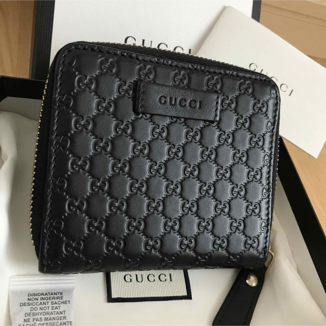 新品同様 極美品 GUCCI グッチ 二つ折り財布 ミニ財布 マイクロ 新品同様 極美品 GUCCI グッチ 二つ折り財布 ミニ財布 マイクロ