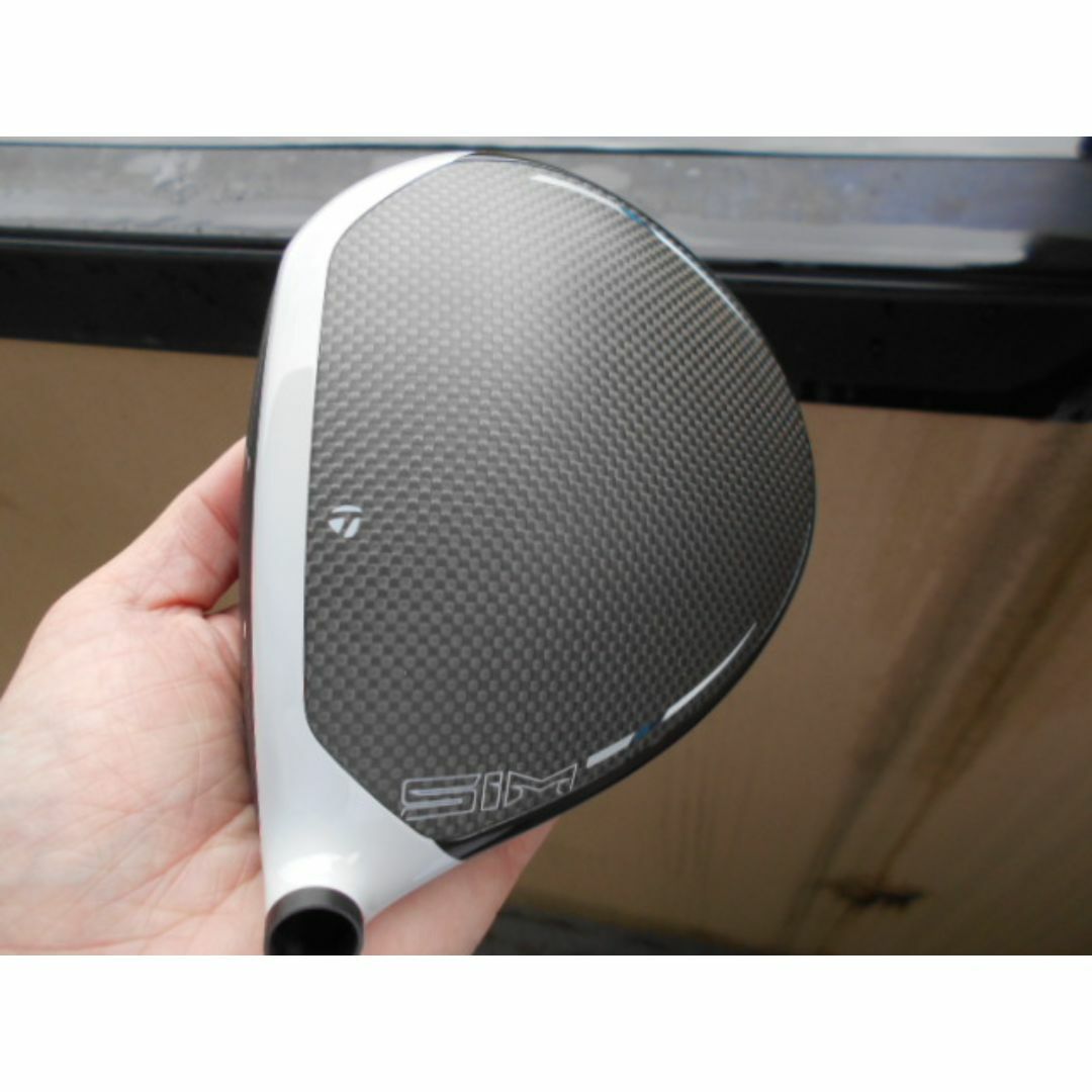 TaylorMade(テーラーメイド)の美品　　SIM 　シム　ドライバー　９度　ヘッドのみ　ヘッドカバー有 スポーツ/アウトドアのゴルフ(クラブ)の商品写真