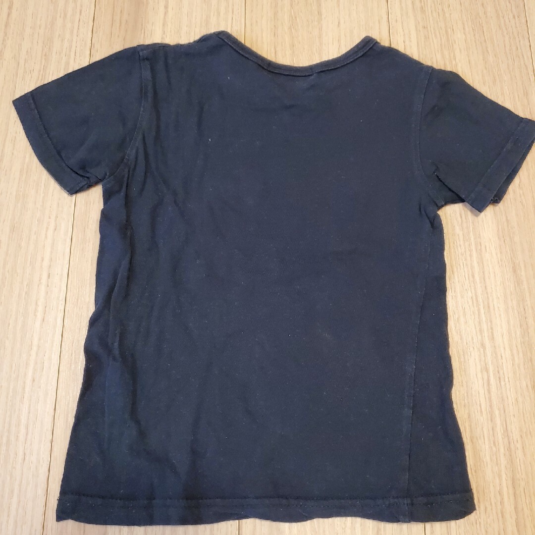 黒半袖Tシャツ130サイズ キッズ/ベビー/マタニティのキッズ服女の子用(90cm~)(Tシャツ/カットソー)の商品写真