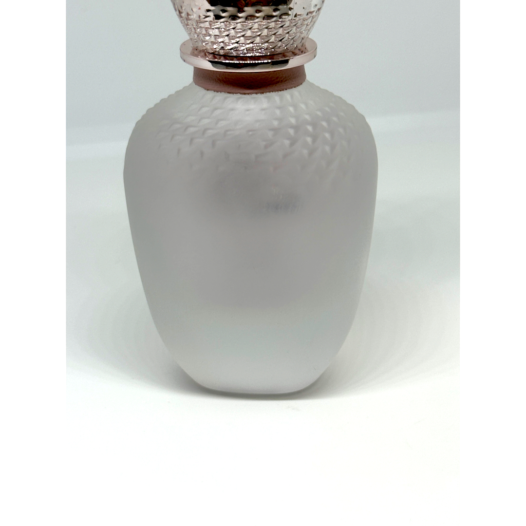 Salvatore Ferragamo(サルヴァトーレフェラガモ)のアモ　フェラガモ　パーレイ オーデパルファム　50ml コスメ/美容の香水(香水(女性用))の商品写真