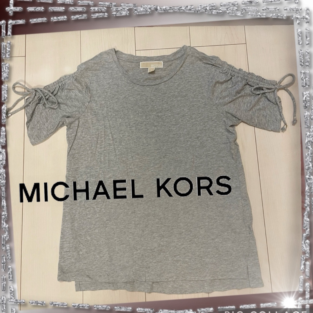 Michael Kors(マイケルコース)の〓⚠️海外直輸入・半額⚠️〓 マイケル・コース　 レディーストップス レディースのトップス(Tシャツ(半袖/袖なし))の商品写真