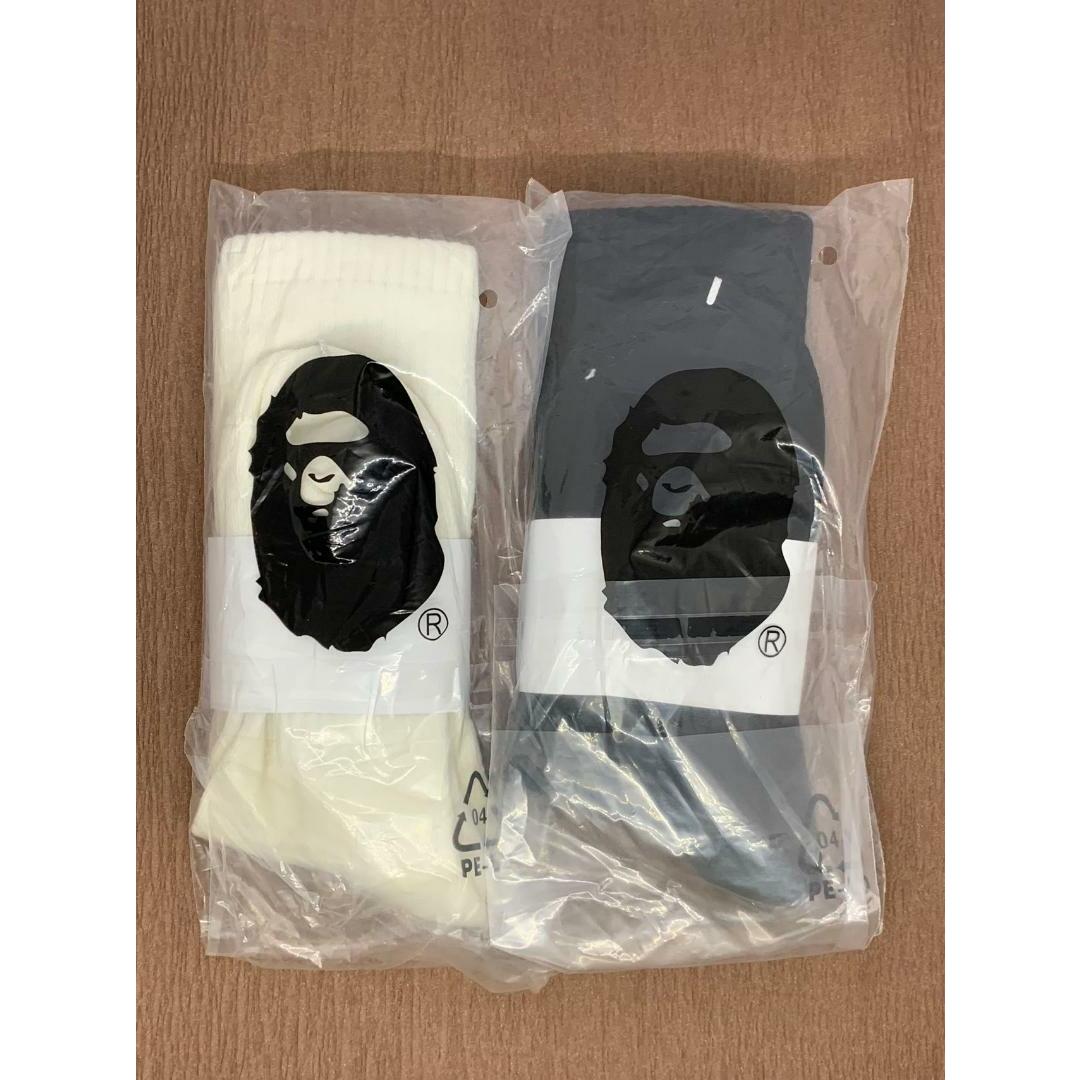 新品　BAPE アベイシングエイプ　メンズ　ソックス　2点　セット hl65 メンズのレッグウェア(ソックス)の商品写真