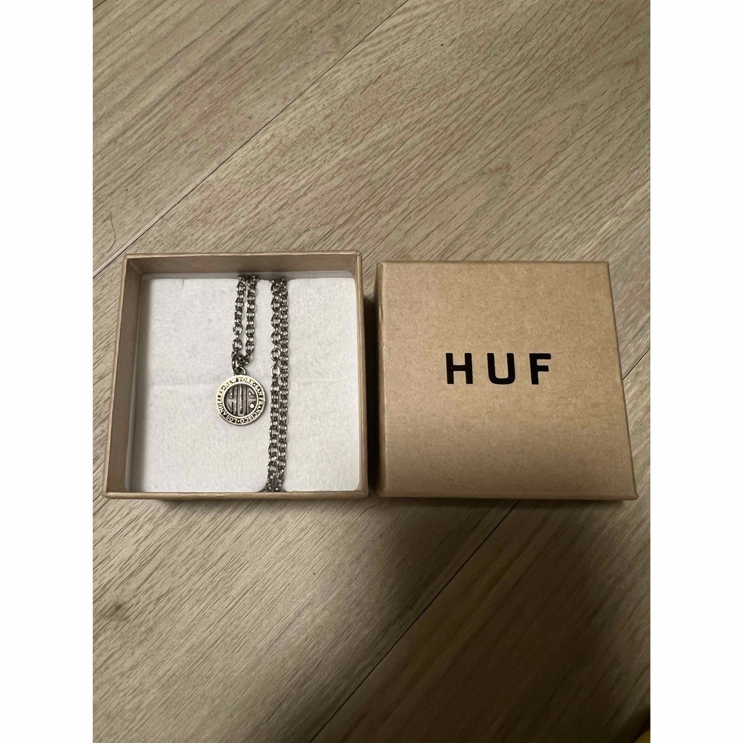 HUF(ハフ)のほぼ未使用！箱付き！HUF ネックレス メンズのアクセサリー(ネックレス)の商品写真