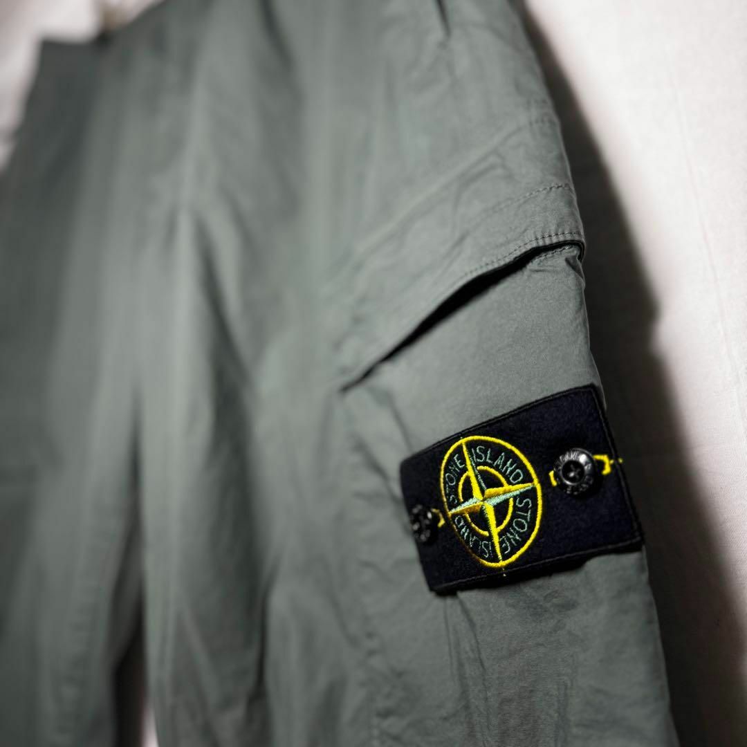 STONE ISLAND(ストーンアイランド)のストーンアイランド カーゴパンツ ムスクグリーン サイズ33 モデル31303 メンズのパンツ(ワークパンツ/カーゴパンツ)の商品写真