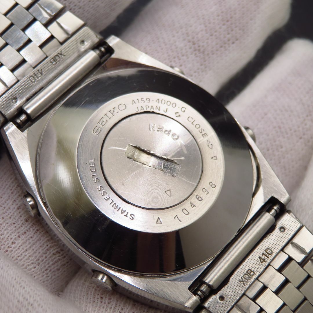 SEIKO(セイコー)のSEIKO デジタル腕時計 アラームクロノグラフ A159-4000 メンズの時計(腕時計(デジタル))の商品写真