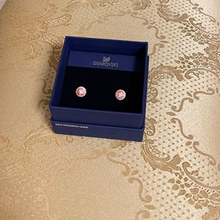 SWAROVSKI - SWAROVSKIスワロフスキー ピアス