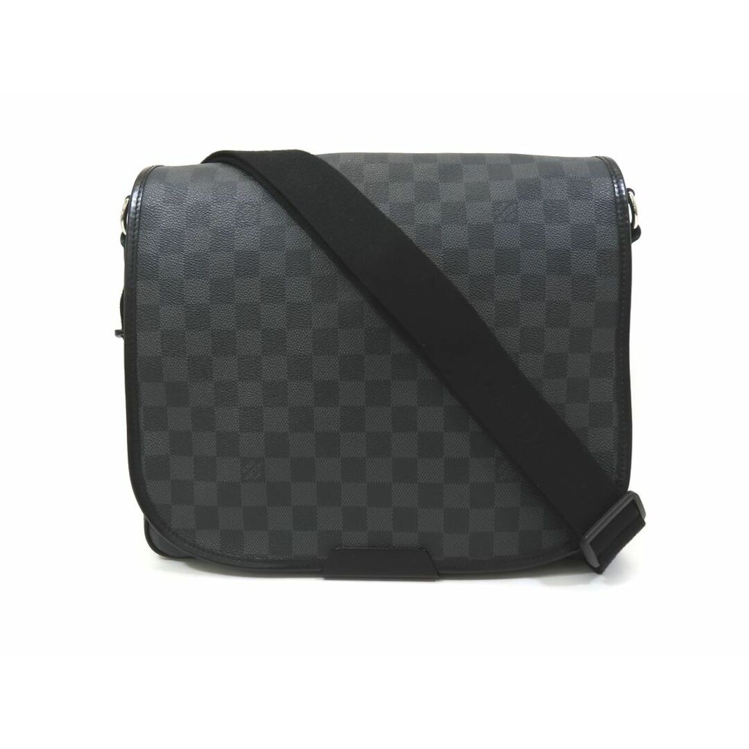 LOUIS VUITTON(ルイヴィトン)の【新着】ルイ・ヴィトン N58029 ダミエ・グラフィット ダニエルMM ショルダーバッグ 【池袋店】【中古】 メンズのバッグ(ショルダーバッグ)の商品写真