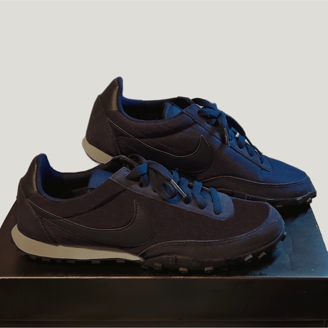 NIKE(ナイキ)の【NIKE（ナイキ）】WAFFLE RACER ’17 ／ネイビー メンズの靴/シューズ(スニーカー)の商品写真