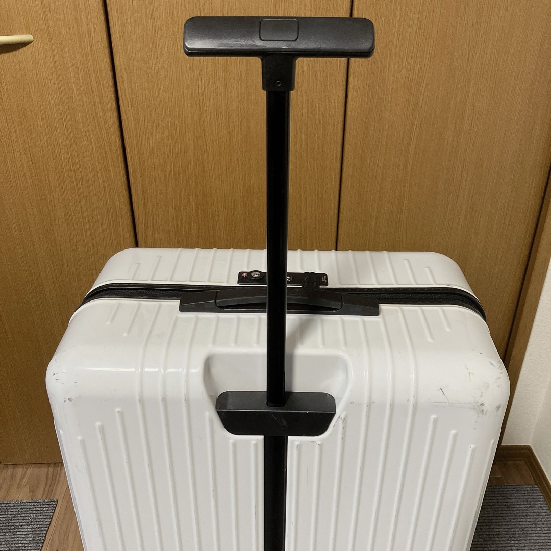 RIMOWA(リモワ)のRIMOWA　リモワ　SALSA AIR　サルサ エアー　820.73　91L レディースのバッグ(スーツケース/キャリーバッグ)の商品写真