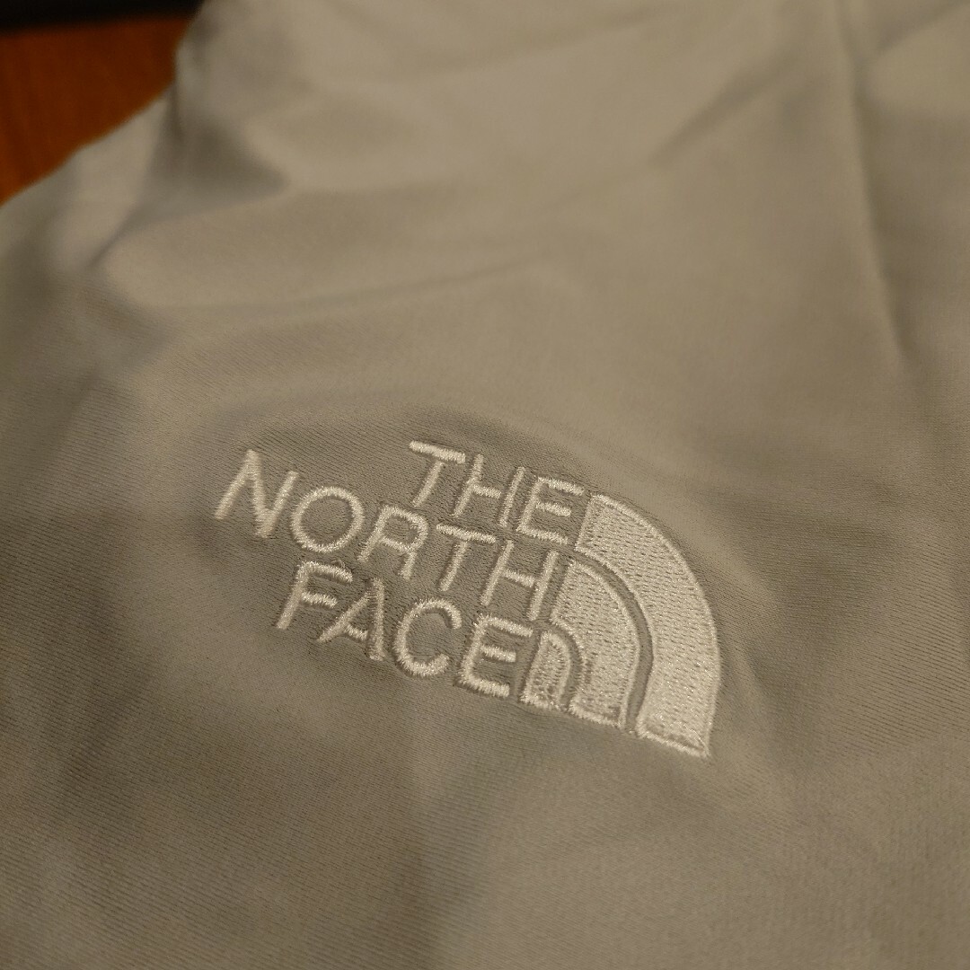 THE NORTH FACE(ザノースフェイス)のノースフェイス THE NORTH FACE メンズ レディース 携帯枕 スー… スポーツ/アウトドアのアウトドア(その他)の商品写真
