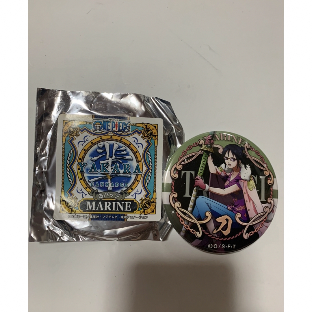 ONE PIECE(ワンピース)のワンピース　たしぎ　缶バッジ　輩　marine ① エンタメ/ホビーのアニメグッズ(バッジ/ピンバッジ)の商品写真