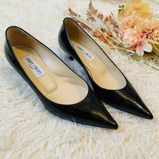 ジミーチュウ(JIMMY CHOO)の美品＊ジミーチュウ ローヒールパンプス エナメル 22~ ブラック フォーマル(ハイヒール/パンプス)