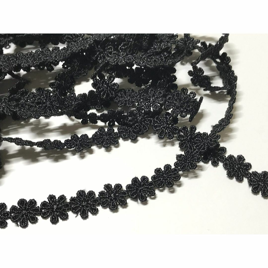 【色: ブラック】小花のレース 3M 幅1.3㎝ レース リボン ケミカルレース ハンドメイドの素材/材料(その他)の商品写真