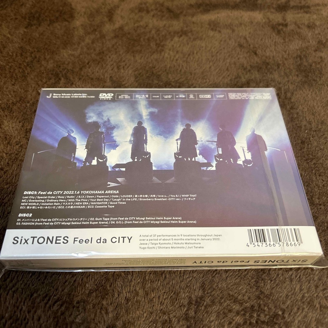 SixTONES(ストーンズ)のSixTONES Feel da CITY（初回盤） DVD エンタメ/ホビーのDVD/ブルーレイ(ミュージック)の商品写真