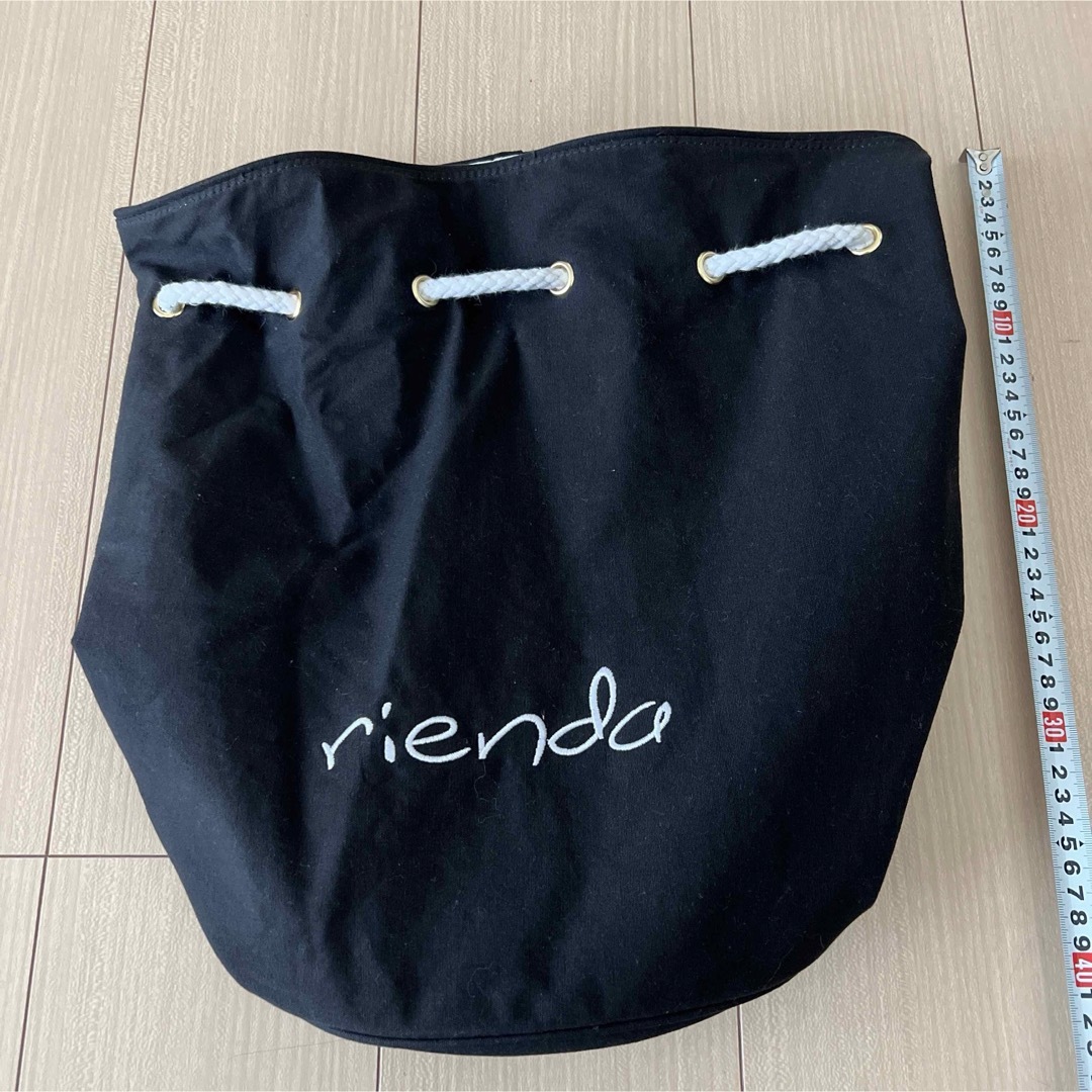 rienda(リエンダ)のリエンダ　ロゴビーチバッグ　ブラック スポーツ/アウトドアの自転車(バッグ)の商品写真