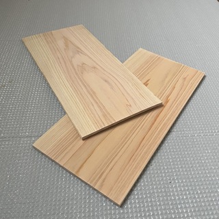 ヒノキ　2枚セット　　　　板　端材　DIY  ハンドメイド　工作　木工　クラフト(その他)