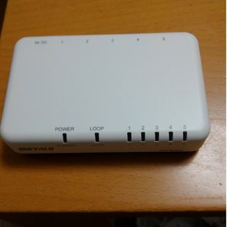 バッファロー(Buffalo)のBUFFALO スイッチングハブ 5ポート ホワイト LSW6-GT-5EPL…(PC周辺機器)