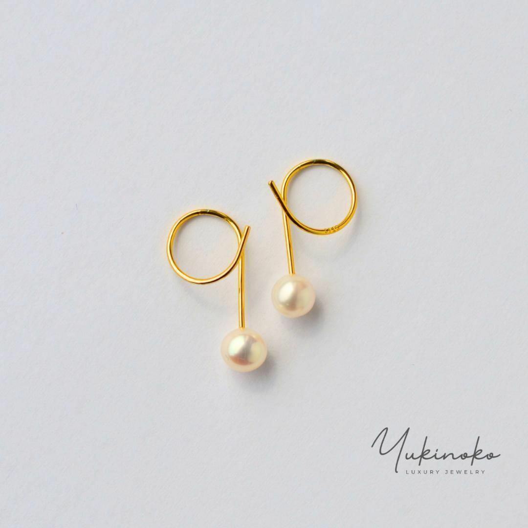 ぷっくり＊小粒パールピアス　Small Moon Spiral　#HP033 レディースのアクセサリー(ピアス)の商品写真