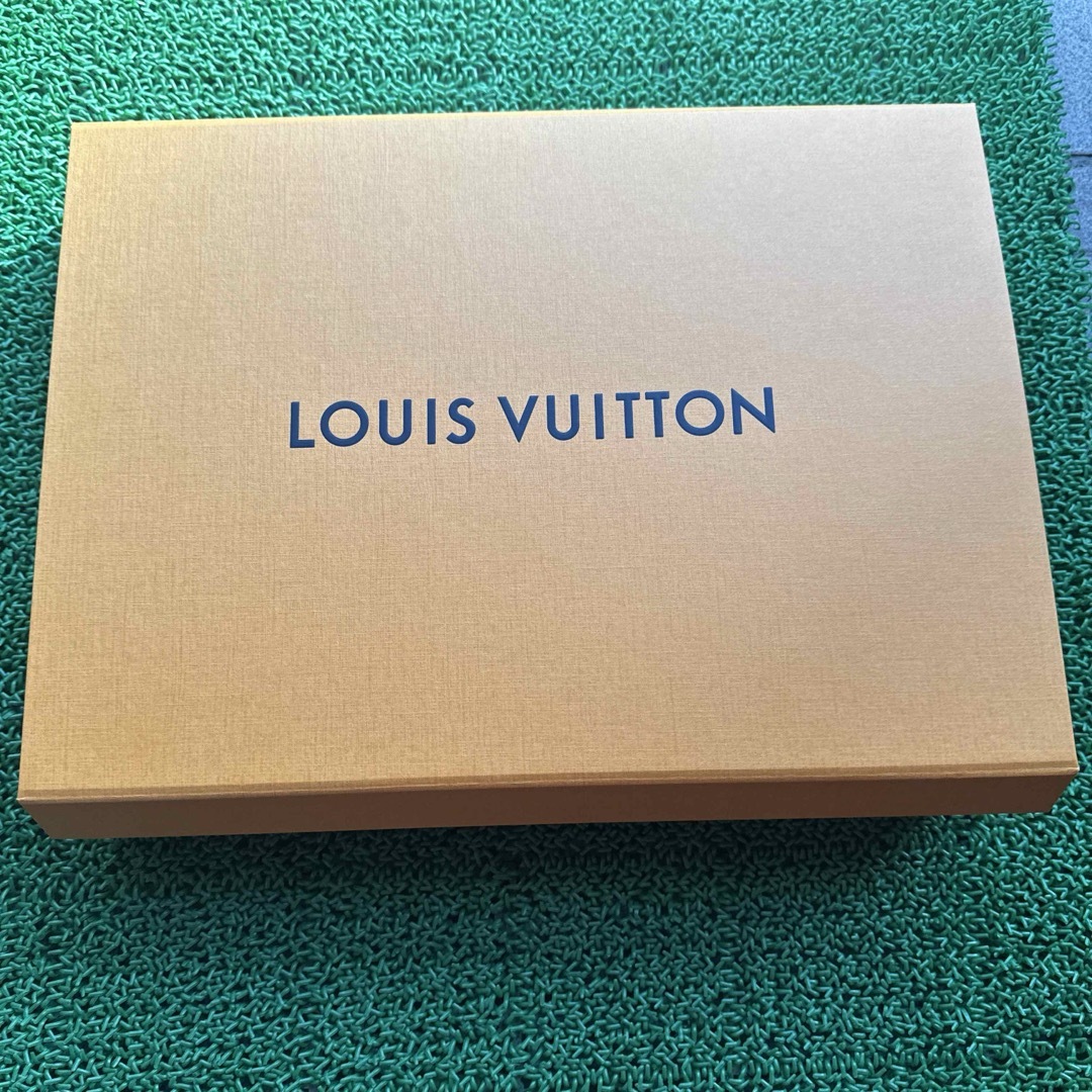 LOUIS VUITTON(ルイヴィトン)のルイヴィトン　モノグラムシャドウ　デュオスリングバッグ メンズのバッグ(ショルダーバッグ)の商品写真