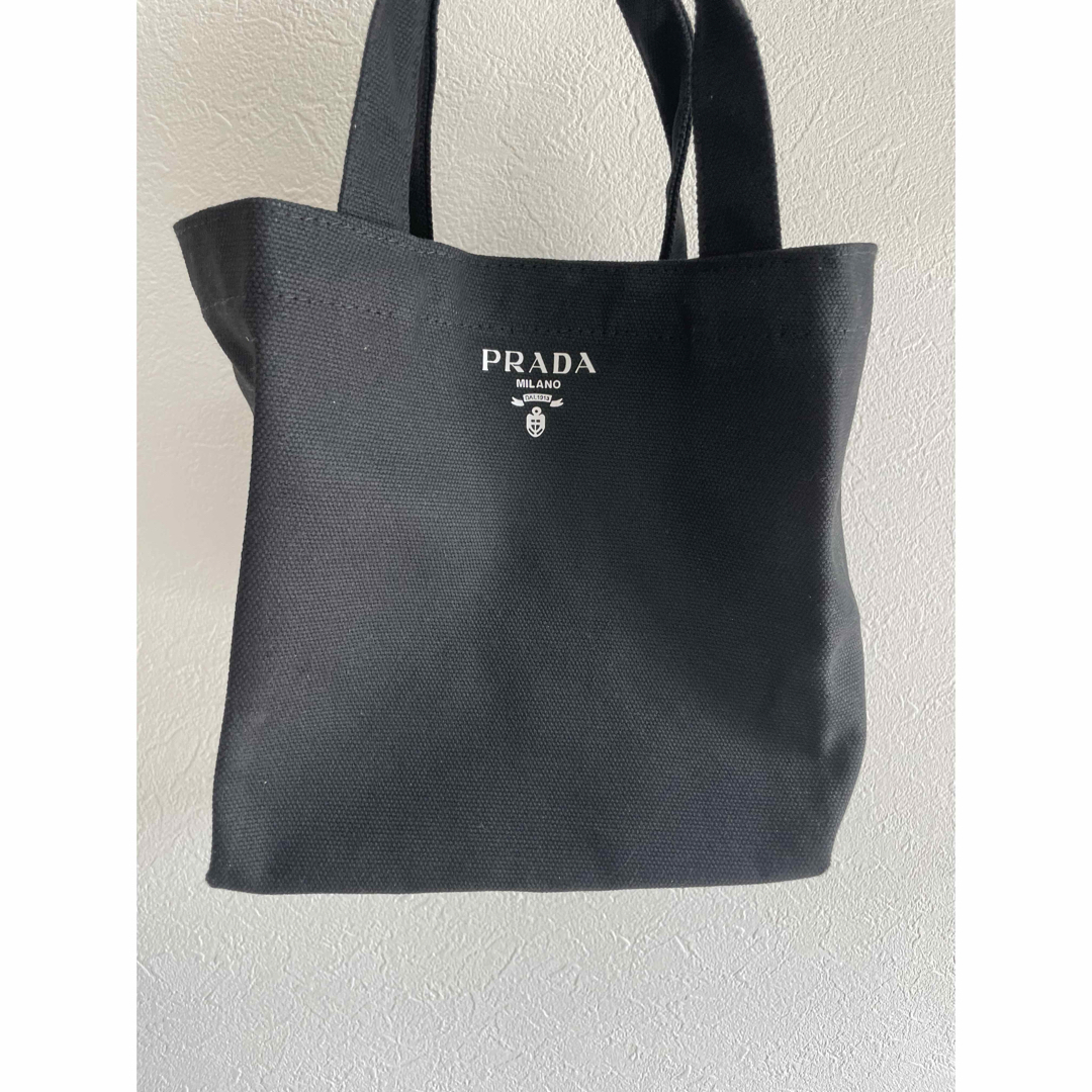 PRADA(プラダ)のプラダ ノベルティ　ミニトートバッグ　エコバッグ レディースのバッグ(エコバッグ)の商品写真