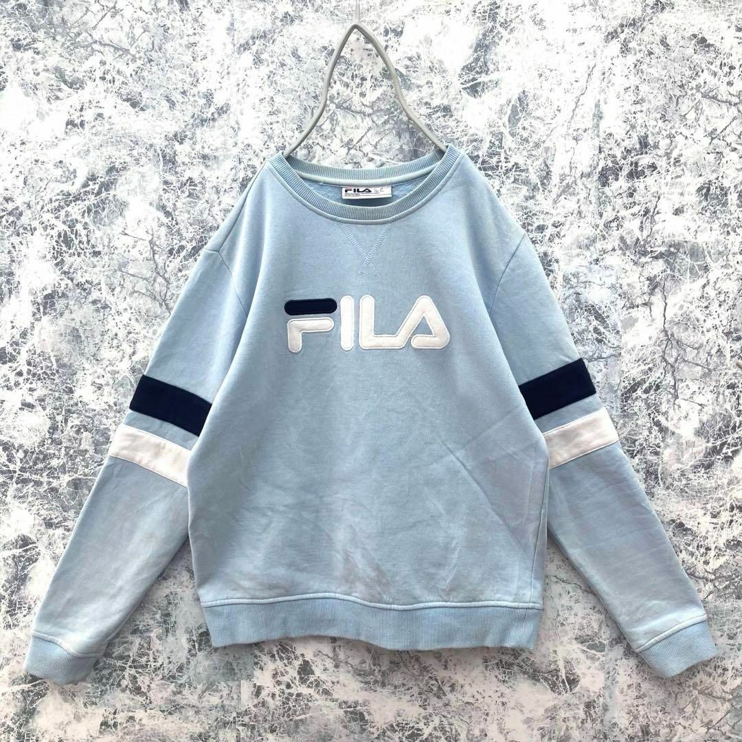 FILA(フィラ)のIS405 ITA古着フィラ刺繍ロゴマルチカラーVガゼットスウェットトレーナー レディースのトップス(トレーナー/スウェット)の商品写真