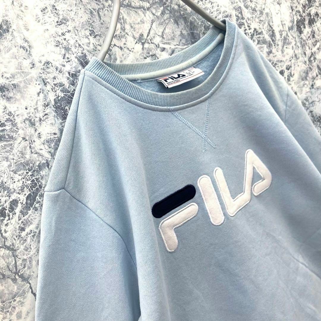 FILA(フィラ)のIS405 ITA古着フィラ刺繍ロゴマルチカラーVガゼットスウェットトレーナー レディースのトップス(トレーナー/スウェット)の商品写真