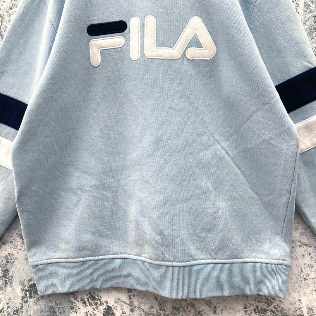 FILA(フィラ)のIS405 ITA古着フィラ刺繍ロゴマルチカラーVガゼットスウェットトレーナー レディースのトップス(トレーナー/スウェット)の商品写真