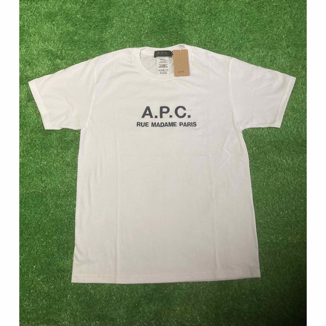 A.P.C(アーペーセー)の新品 A.P.C. アーペーセー ロゴ刺繍Tシャツ 半袖★ ホワイト サイズM レディースのトップス(Tシャツ(半袖/袖なし))の商品写真
