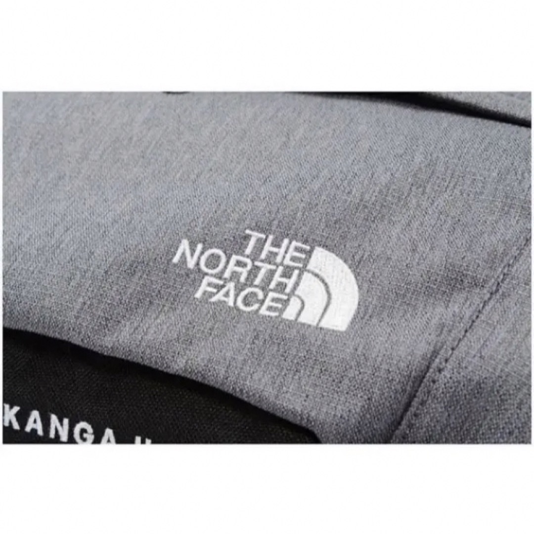 THE NORTH FACE(ザノースフェイス)のノースフェイス THE NORTH FACE クラシックカンガ2  新品　グレー レディースのバッグ(ボディバッグ/ウエストポーチ)の商品写真