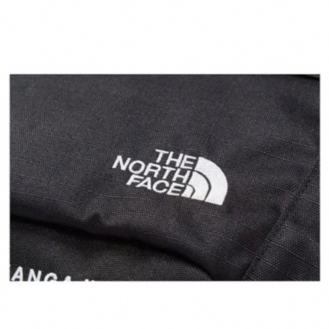 THE NORTH FACE(ザノースフェイス)のノースフェイス THE NORTH FACE クラシックカンガ2  新品タグ付黒 レディースのバッグ(ボディバッグ/ウエストポーチ)の商品写真