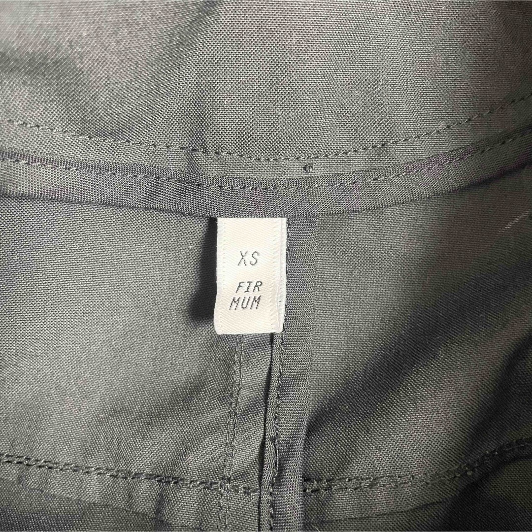 FIRMUM フィルマム フード ジャケット ブラック XS 美品 アウター レディースのジャケット/アウター(ブルゾン)の商品写真
