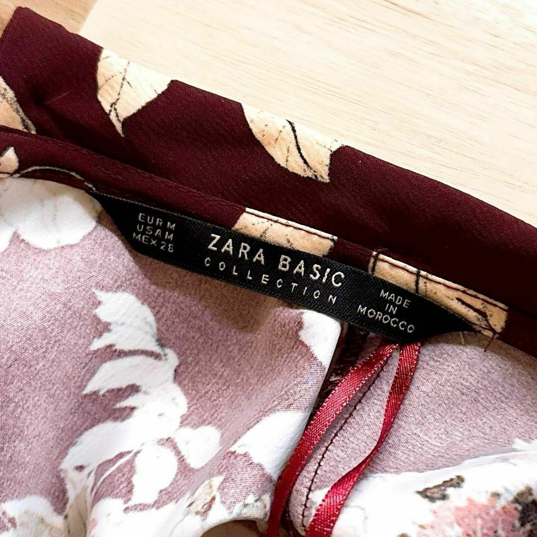 ZARA(ザラ)の【ザラ】Vネック 花柄 フローラル サロペット オールインワン 春夏 M 紫×白 レディースのパンツ(オールインワン)の商品写真