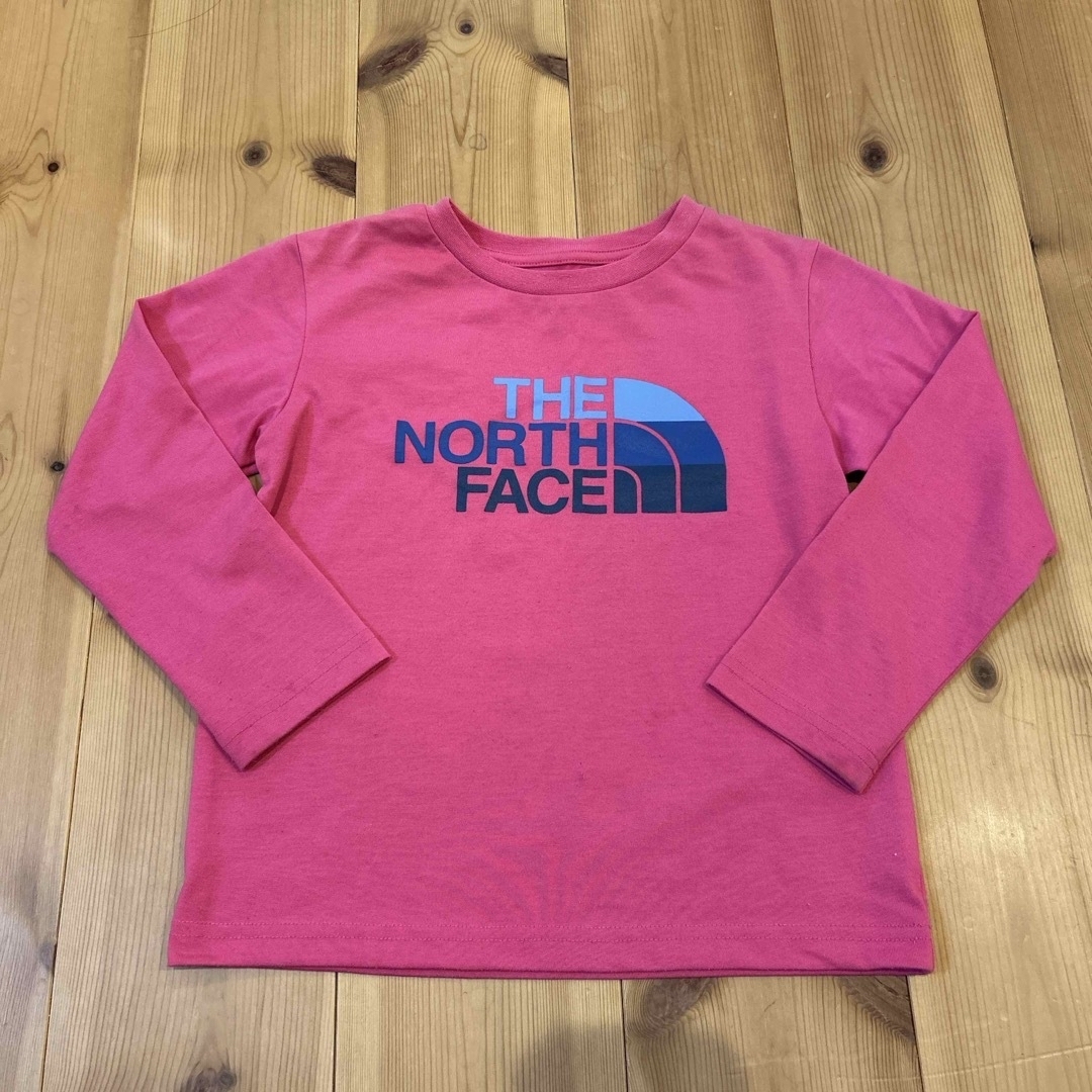 THE NORTH FACE(ザノースフェイス)のThe North Face 長袖Tシャツ 120cm キッズ/ベビー/マタニティのキッズ服女の子用(90cm~)(Tシャツ/カットソー)の商品写真