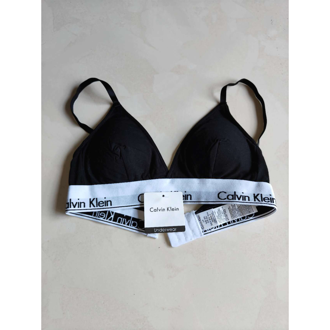 Calvin Klein(カルバンクライン)の新品 カルバンクライン ブラショーツセット ブラック  Sサイズ 下着 レディースの下着/アンダーウェア(ブラ&ショーツセット)の商品写真