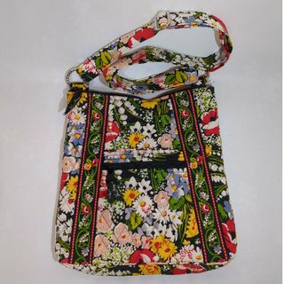 Vera Bradley - ヴェラ・ブラッドリー ショルダーバッグ キルト生地 黒地に花柄 USED美品