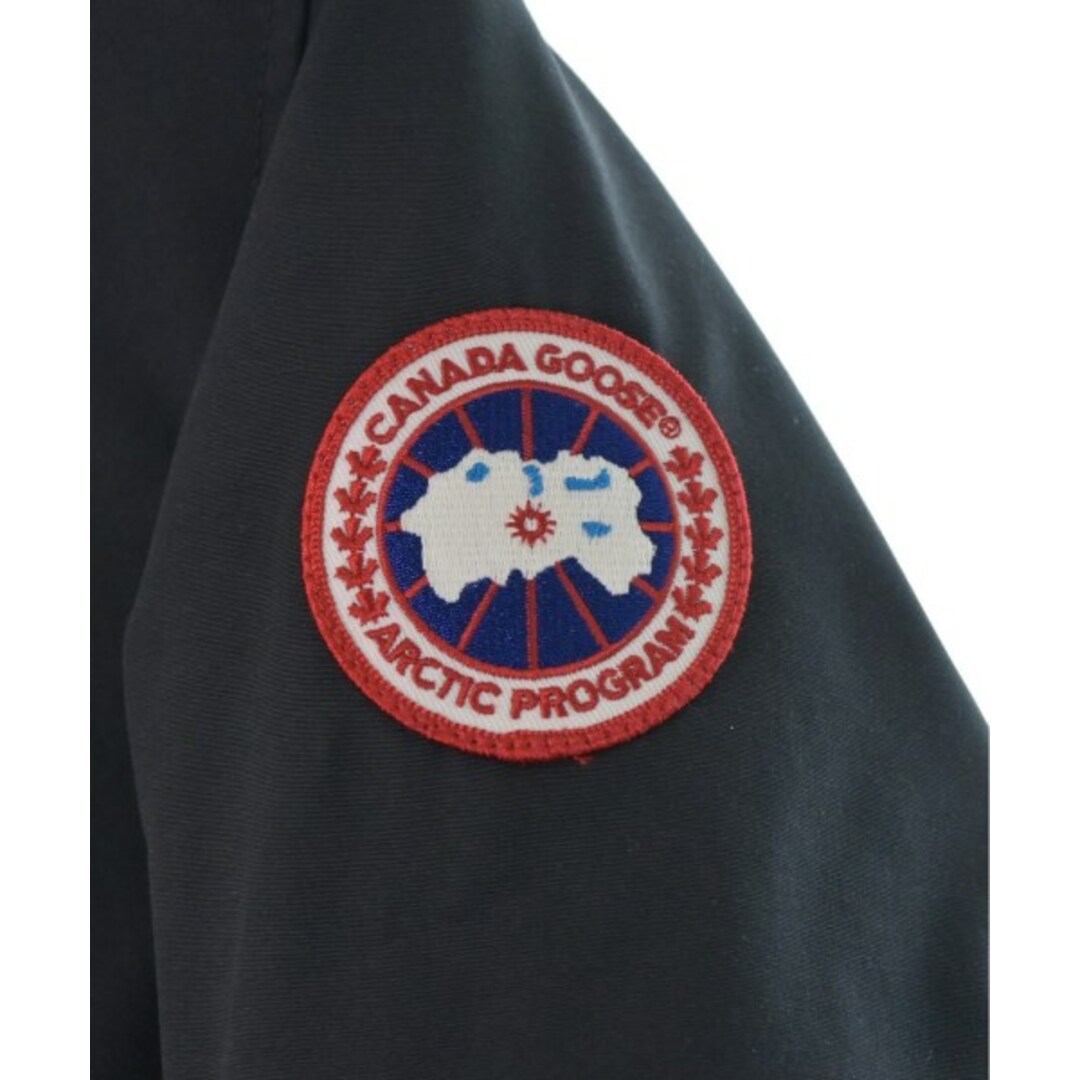 CANADA GOOSE(カナダグース)のCANADA GOOSE カナダグース ダウンコート S 黒 【古着】【中古】 レディースのジャケット/アウター(ダウンコート)の商品写真