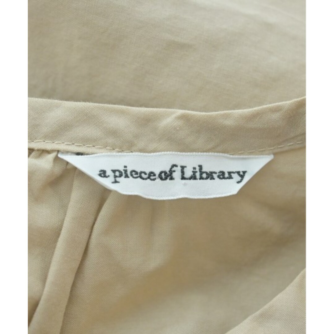 a Piece of Library ブラウス F ベージュ 【古着】【中古】 レディースのトップス(シャツ/ブラウス(長袖/七分))の商品写真