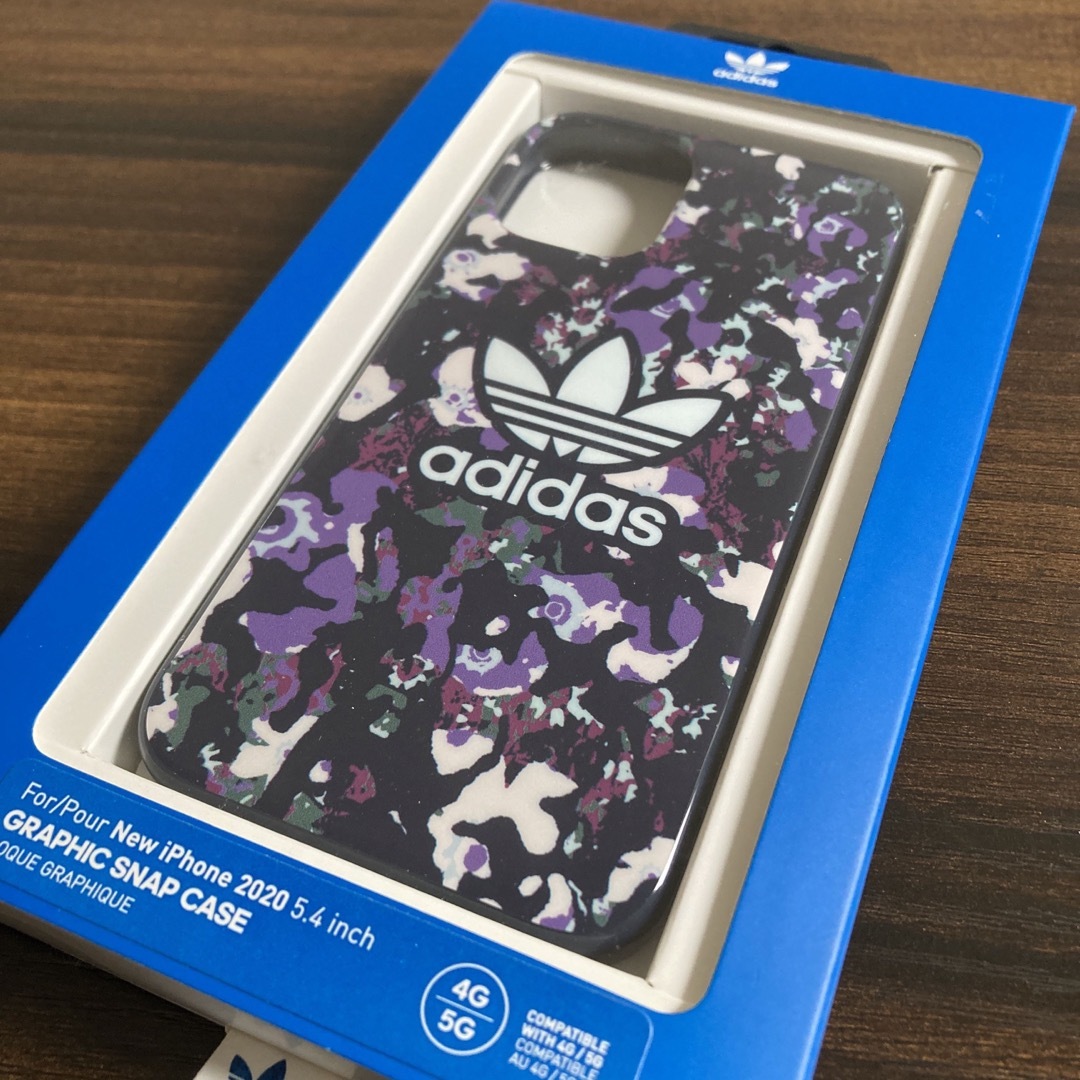 adidas(アディダス)のadidas アディダス iPhone 12 mini カバー ケース スマホ/家電/カメラのスマホアクセサリー(iPhoneケース)の商品写真