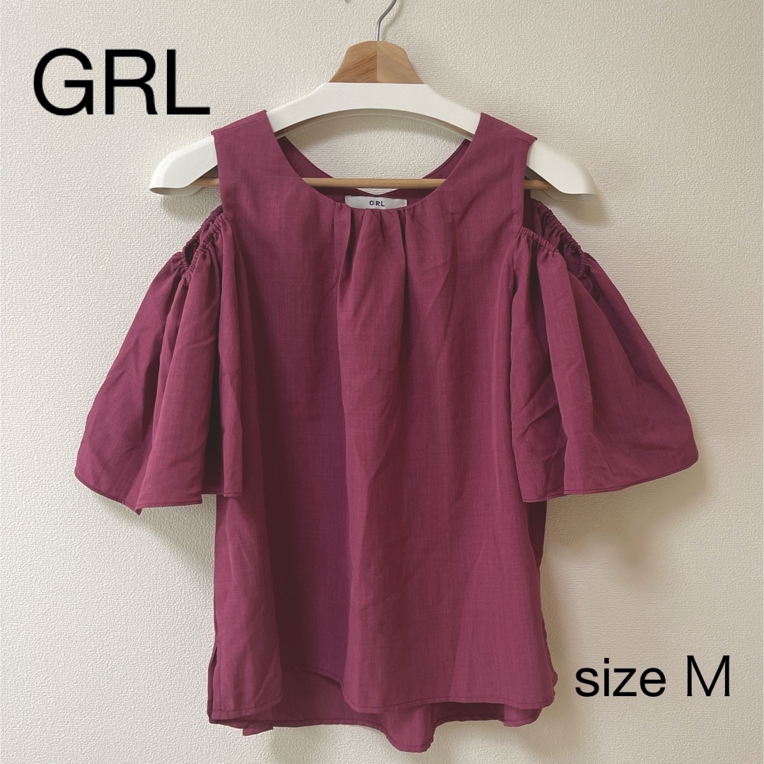 GRL(グレイル)のsize Ｍ☆GRL / グレイル 肩あき オフショル トップス フリル 美品 レディースのトップス(シャツ/ブラウス(半袖/袖なし))の商品写真