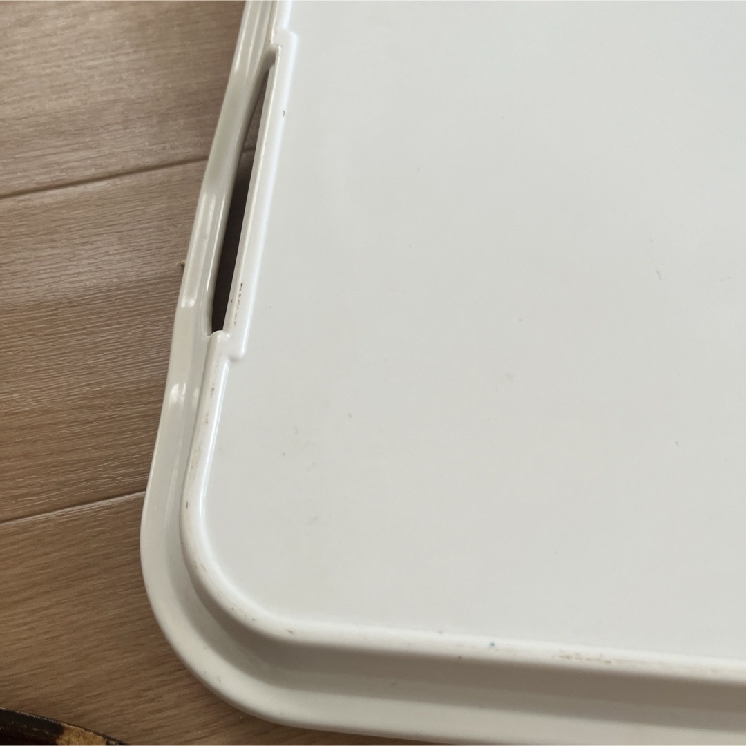 くまのプーさん(クマノプーサン)のくまのプーさん　トレー　木製　リーフ皿 インテリア/住まい/日用品のキッチン/食器(収納/キッチン雑貨)の商品写真