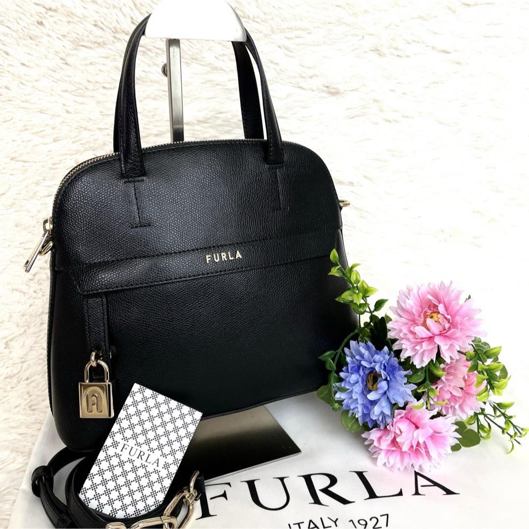 Furla(フルラ)の美品★FURLA フルラ 新型 パイパー 2WAYショルダーバッグ ブラック S レディースのバッグ(ショルダーバッグ)の商品写真