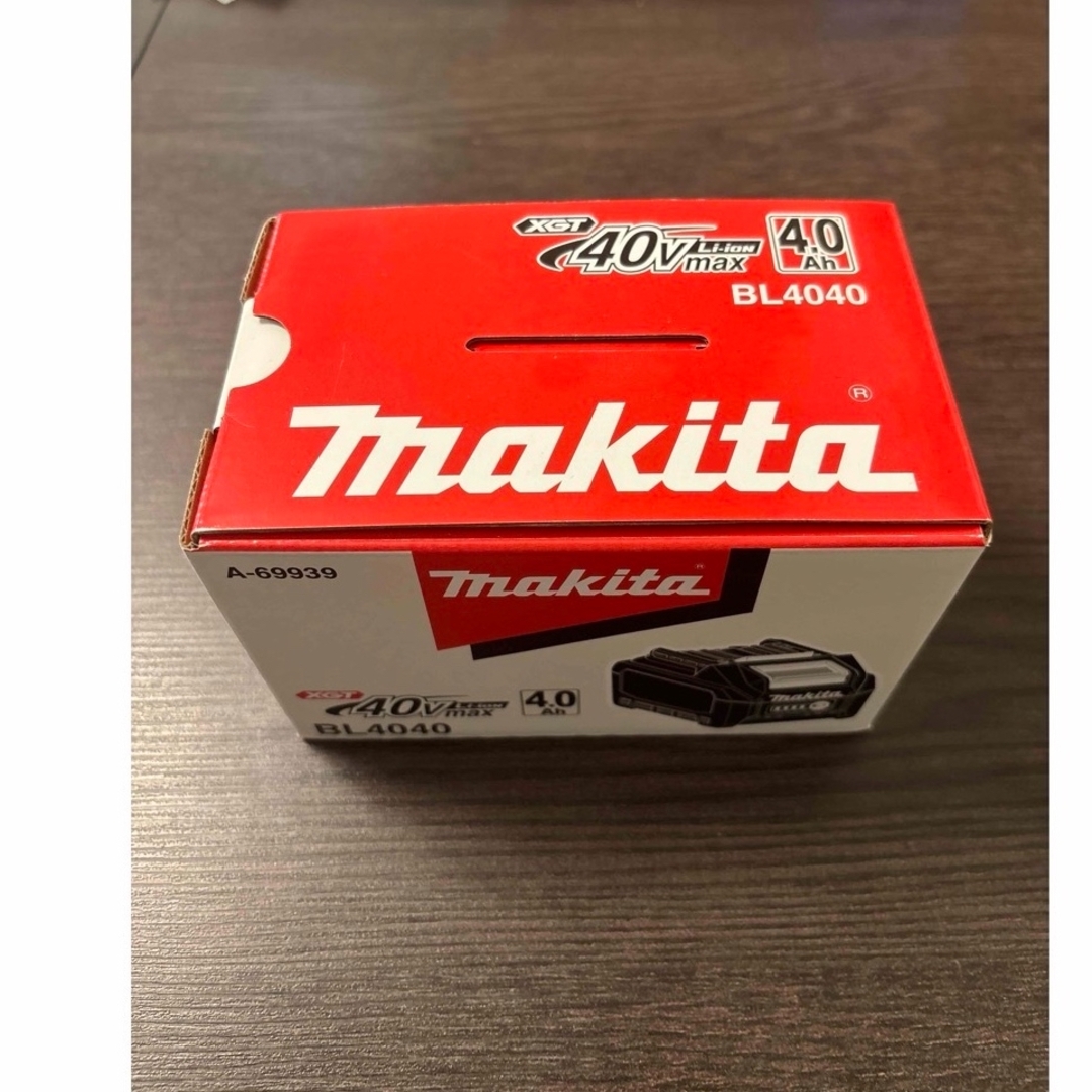 Makita(マキタ)のマキタ makita バッテリBL4040 A-69939 自動車/バイクのバイク(工具)の商品写真