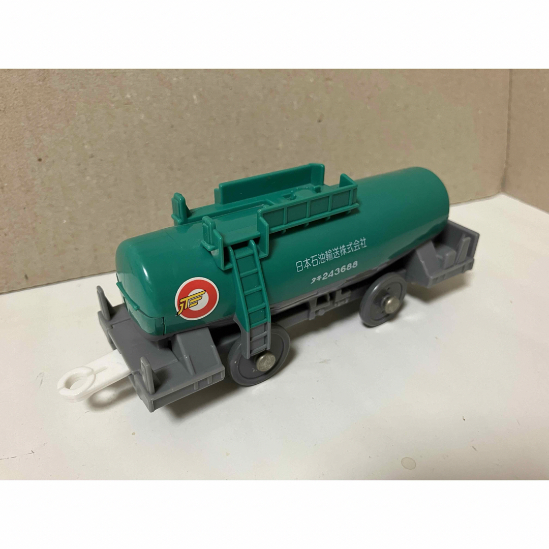 Takara Tomy(タカラトミー)の【プラレール】タキ43000タンク車 エンタメ/ホビーのおもちゃ/ぬいぐるみ(鉄道模型)の商品写真