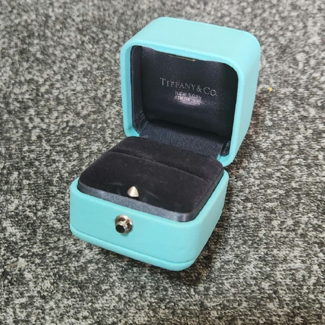 Tiffany & Co.(ティファニー)のティファニー TIFFANY&Co リング ケース 指輪 空箱 レディースのアクセサリー(その他)の商品写真