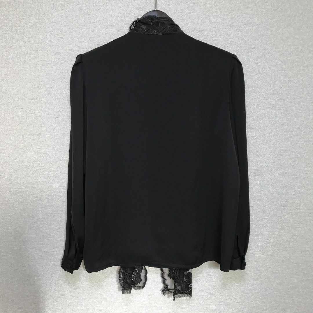 【ヴィンテージ】 長袖ブラウス M 黒 9号 リボン 肩パッド ✓3331 レディースのトップス(ポロシャツ)の商品写真