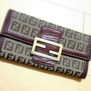 フェンディ(FENDI)のフェンディの長財布(財布)