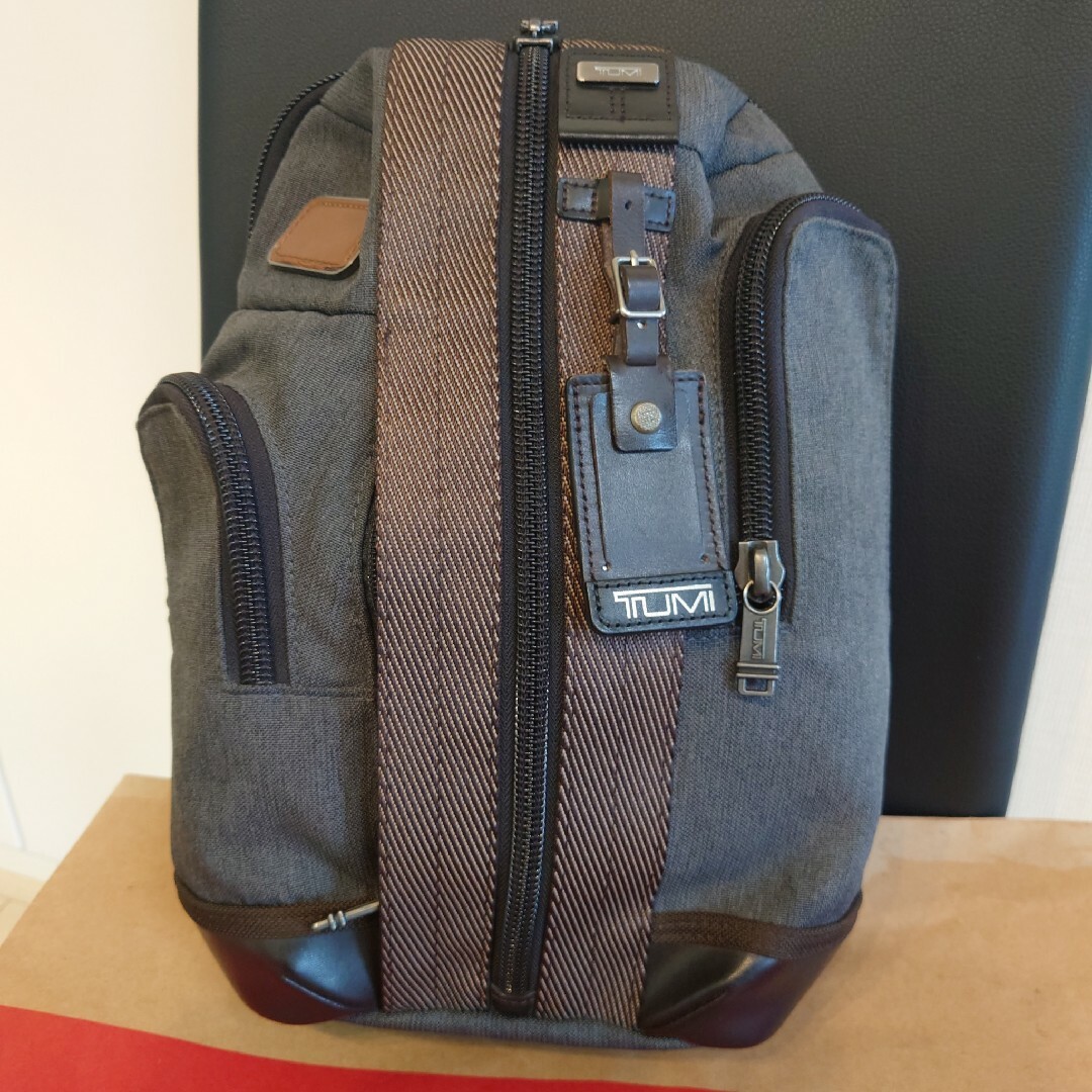 TUMI(トゥミ)のTUMI 222393AT3 SLING ALPHA BRAVO ボディーバッグ メンズのバッグ(ボディーバッグ)の商品写真